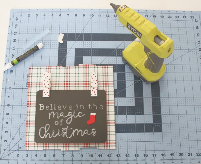 DIY Christmas Sign Essentially Handmade