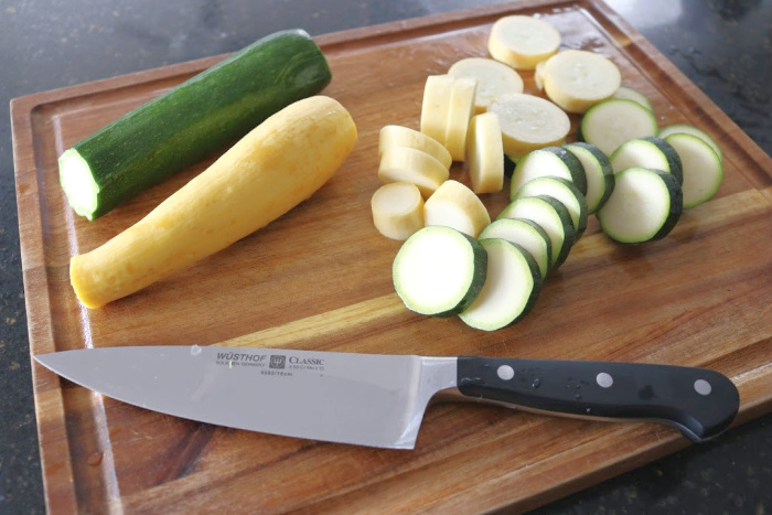 Simple Baked Bread Zucchini Bites